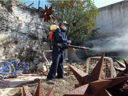La Secretaría de Salud de Yucatán continúa con sus campañas de fumigación y descacharrización para prevenir el dengue. EL INFORMADOR / ARCHIVO