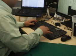 En esta época decembrina, usuarios aumentan el consumo de compras vía Internet. EL INFORMADOR / ARCHIVO