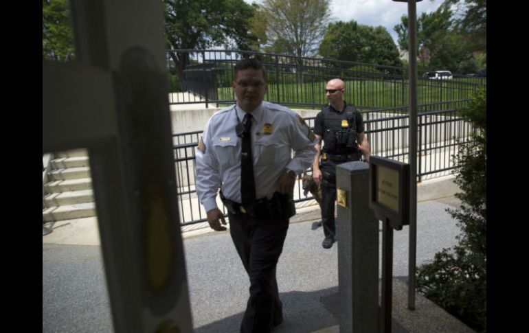 El sujeto fue arrestado una hora después de que inició el incidente y el campus fue cerrado. AP / ARCHIVO