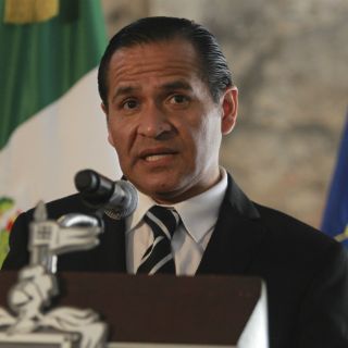 Empleado de un banco de la ZMG estaría vinculado a robos a clientes