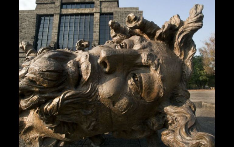 Una pieza que ha hecho su propia vocación de ir de espacio público en espacio público y apropiarse de sus entornos . ESPECIAL / javiermarin.com.mx