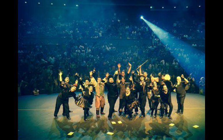 'Tiliches, Tambaches y Cachivaches' actualmente se encuentra de gira por México. TWITTER / @CriCriTiliches