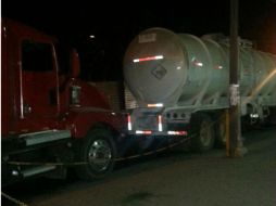 En el lugar se encontró un camión lleno del hidrocarburo de procedencia presuntamente ilícita. EL INFORMADOR /