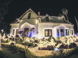 La fachada de la Casa Clover Lawn luce espectacular y exquisitamente adornada. EL INFORMADOR / R. Tamayo