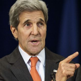 Trump pone en peligro la seguridad nacional: Kerry