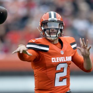 Johnny Manziel guía a Cafés en triunfo sobre 49ers