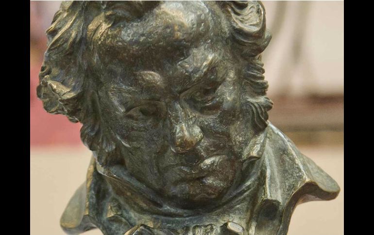 La ceremonia de entrega de la estatuilla estará presentada por Dani Rovira. ESPECIAL /