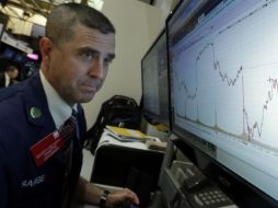 Se concentran en las decisiones que adopte la Fed sobre política monetaria de EU. AP / ARCHIVO