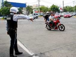En Guadalajara, de 531 robos cometidos por motoladrones durante 2014, sólo se detuvieron a 12 personas. EL INFORMADOR / ARCHIVO