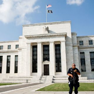 La Fed aumentaría sus tasas tres veces o más el próximo año