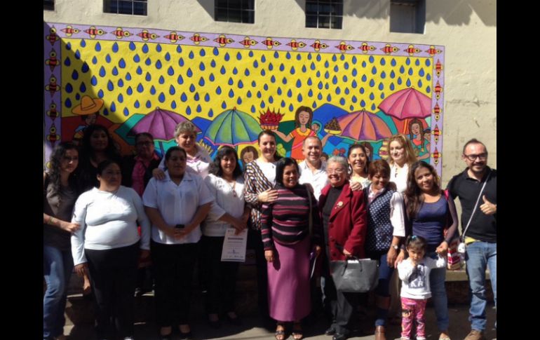 Señalan que 200 mujeres indígenas crearon los murales para mostrar cómo se perciben ante su comunidad. TWITTER / @IPMujeres