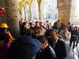 El sismo de las 10 de la mañana y su réplica una hora después derivó en el desalojo de edificios públicos. EL INFORMADOR / E. Barrera