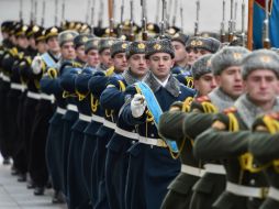 La medida tomada por Kiev reactivará la tensiones con Moscú, que ya ha amenazado con un embargo comercial. AFP /  G. Savilov