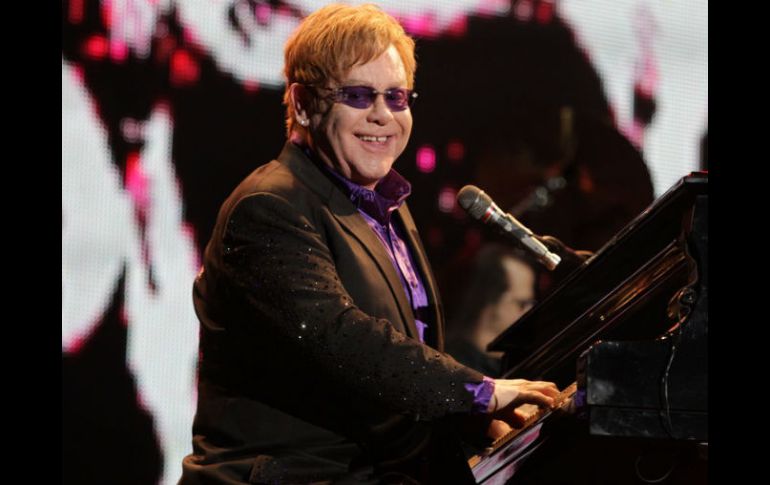 El artista agradece al público que esté dispuesto a pagar esa cantidad ''exagerada'' de dinero por verle actuar. EL INFORMADOR / ARCHIVO