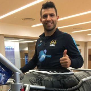 Agüero estaría disponible para duelo ante Arsenal