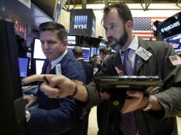 Inversionistas esperan decisión de Fed sobre tasas de interés. AP / R. Drew