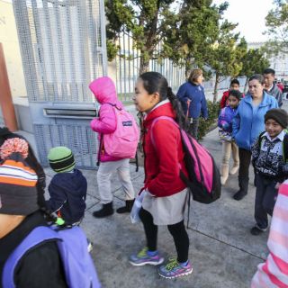 Reabren escuelas de Los Ángeles tras amenaza de bomba