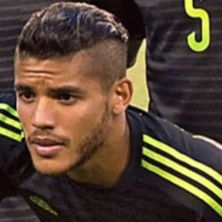 Si fuera gay, no tendría problema en decirlo: dos Santos