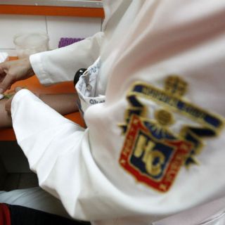 Hospital Civil ganará médicos, pero pierde en adquisiciones