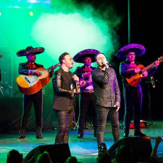 Noche romántica y bravía con Río Roma