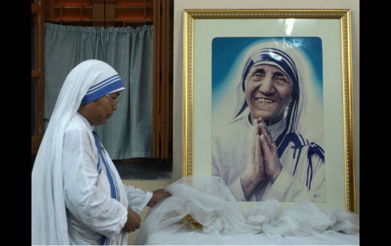 La fundadora de la Congregación de las Misioneras de las Caridad subirá a los altares el 4 de septiembre de 2016. AFP / D. Sarkar