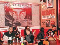 Es un restaurante inspirado en la idea clásica de los talleres mecánicos y el automovilismo con un toque retro. ESPECIAL / CORTESÍA