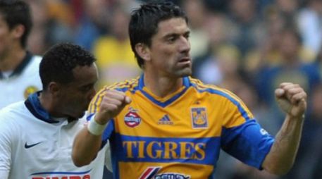 Héctor Mancilla formó parte del plantel que consiguió el título en el Torneo Apertura 2011 y destacó en aquella ocasión. AFP / ARCHIVO