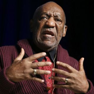 Abogado de Cosby intenta evitar que su esposa declare