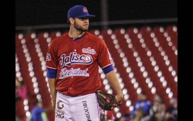 Michael Nix cargó con la derrota ayer por la noche. EL INFORMADOR / F. Atilano