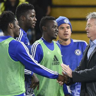 Chelsea gana primer partido tras cese de Mourinho