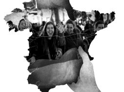 El PP encabeza las encuestas y detrás, vienen enfilados el PSOE, Ciudadanos y Podemos. EL INFORMADOR / S. Mora