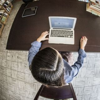 Piden precaución ante ciberestafas en temporada navideña