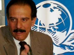 El primero en registrarse ante el OPLE fue Moreno Brizuela, ex secretario de Protección Civil del Distrito Federal. TWITTER / @MorenoBrizuela_