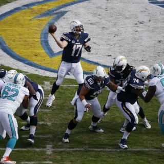 Cargadores ganan a Delfines