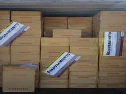 Con los 4.7 millones de cigarros incautados, la Cofepris ha decomisado 270 millones de estos artículos en la presente administración. TWITTER / @arriolamikel