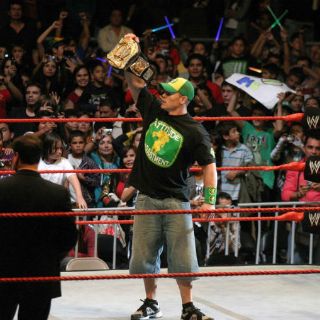 John Cena regresa a los cuadriláteros