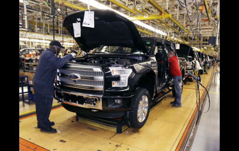 Asimismo, llamó a la reparación de 73 vehículos Ford F-150 SuperCrew modelo 2015 por fallas en el cinturón de seguridad. AP / ARCHIVO