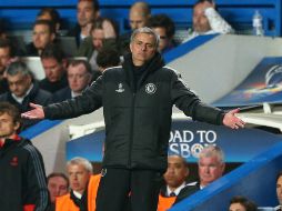 Mourinho, quien ya se encuentra en su país para las fiestas, se despidió de 'los blues', tras el acuerdo con el club. MEXSPORT / ARCHIVO