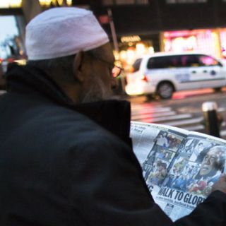 Sudán cierra importante diario y acusa a su dueño