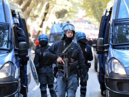 Los hombres son arrestados por agentes de la Dirección de Investigaciones Generales y Operaciones Especiales. AFP / ARCHIVO