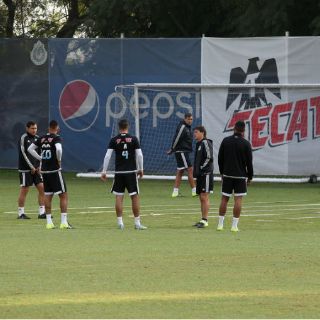 Chivas rompe concentración y reanuda actividades el sábado