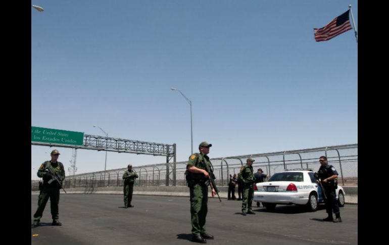 Las fuentes indicaron al Post que cientos de personas o más podrían ser detenidas y expulsadas de Estados Unidos. AFP / ARCHIVO