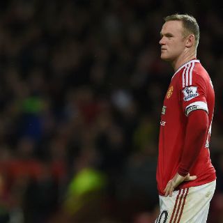 Rooney y sus compañeros desean salvar a Van Gaal