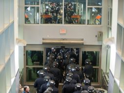 Los manifestantes buscan llamar la atención sobre la muerte de un hombre negro a manos de la policía el mes pasado en Minneapolis. AFP / S. Maturen