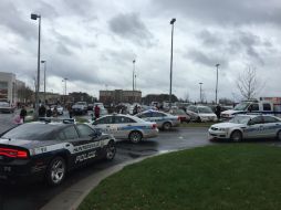 El tiroteo estalló en el Northlake Mall en la ciudad de Charlotte; clientes se lanzaron gritando a las salidas del centro comercial. AP / S. Read