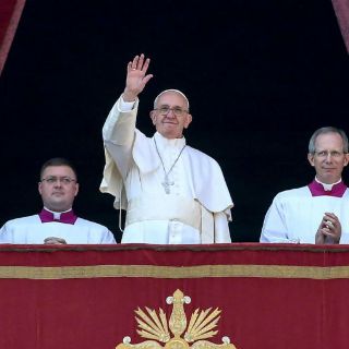 Francisco recuerda los atentados terroristas y pide esfuerzos para la paz