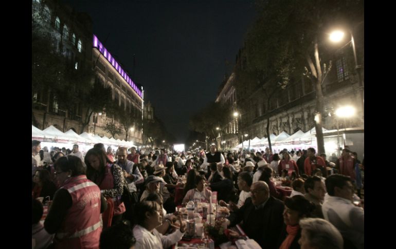 Más de ocho mil personas disfrutaron los platillos preparados para la ocasión. SUN / A. Acosta
