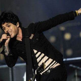 Green Day reaparece con tema navideño