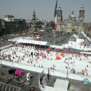 Suspenden actividades en el Zócalo por contaminación