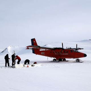 Estudian riesgos de la mayor plataforma de hielo